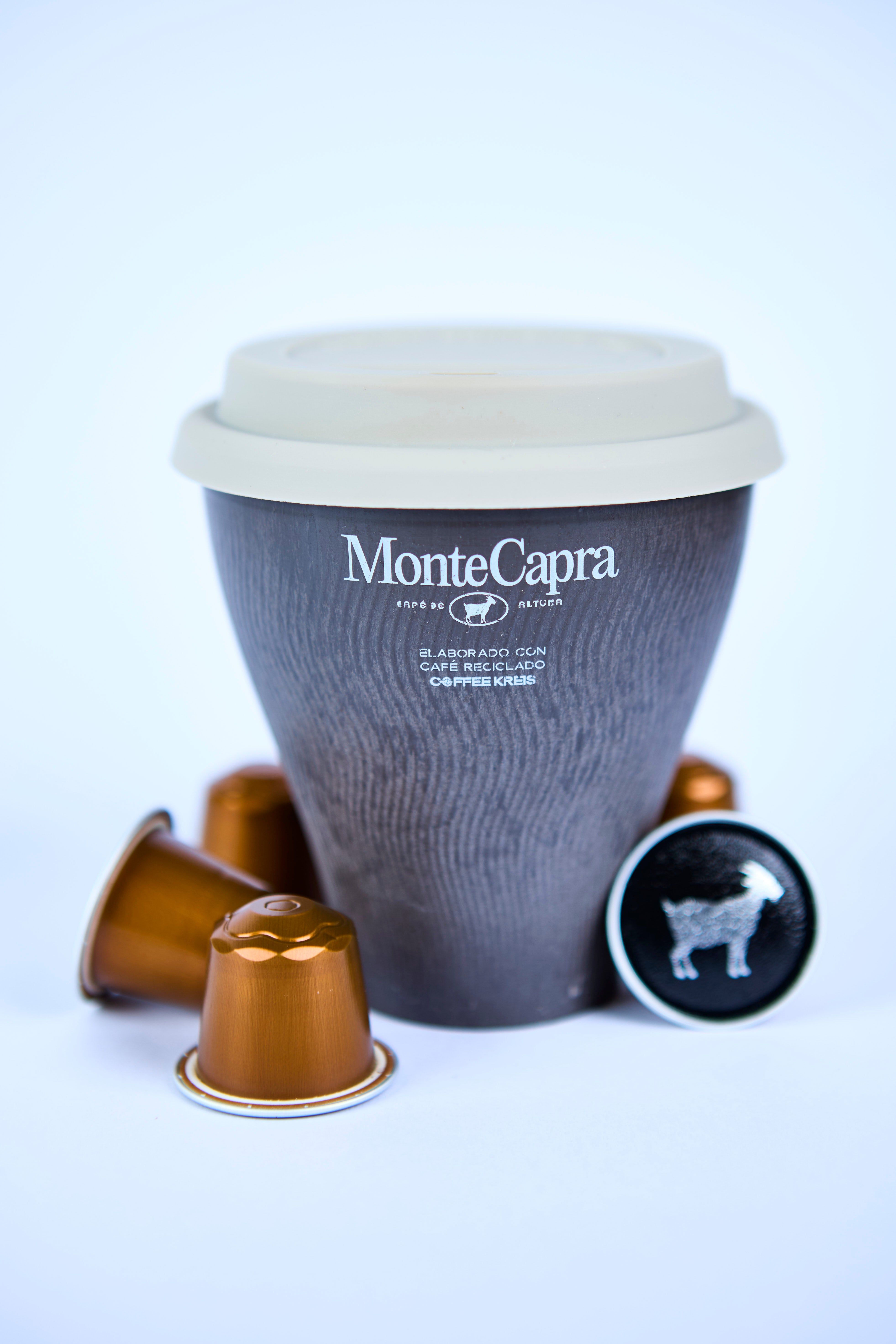 Caja 40 cápsulas y MUG café 20 Siena y 20 Dark, Monte Capra